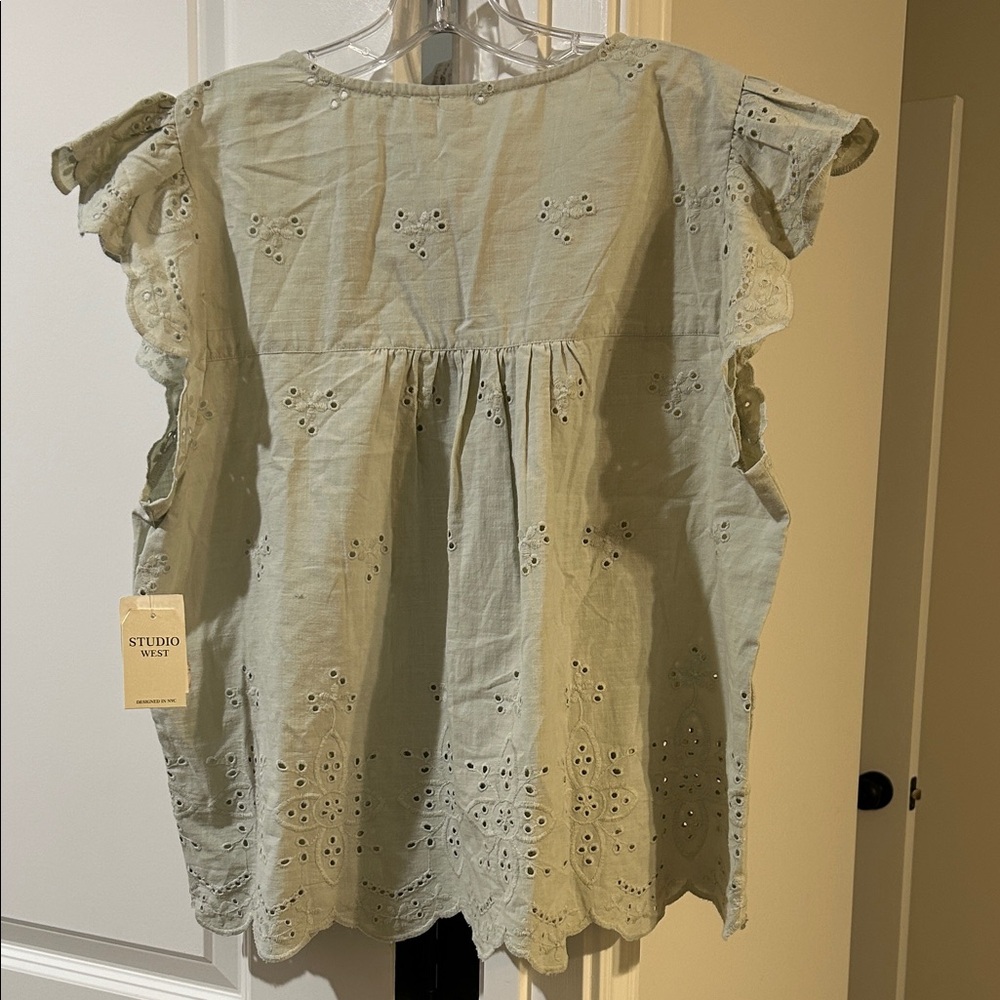 Studio West Eyelet Blouse - Light Green